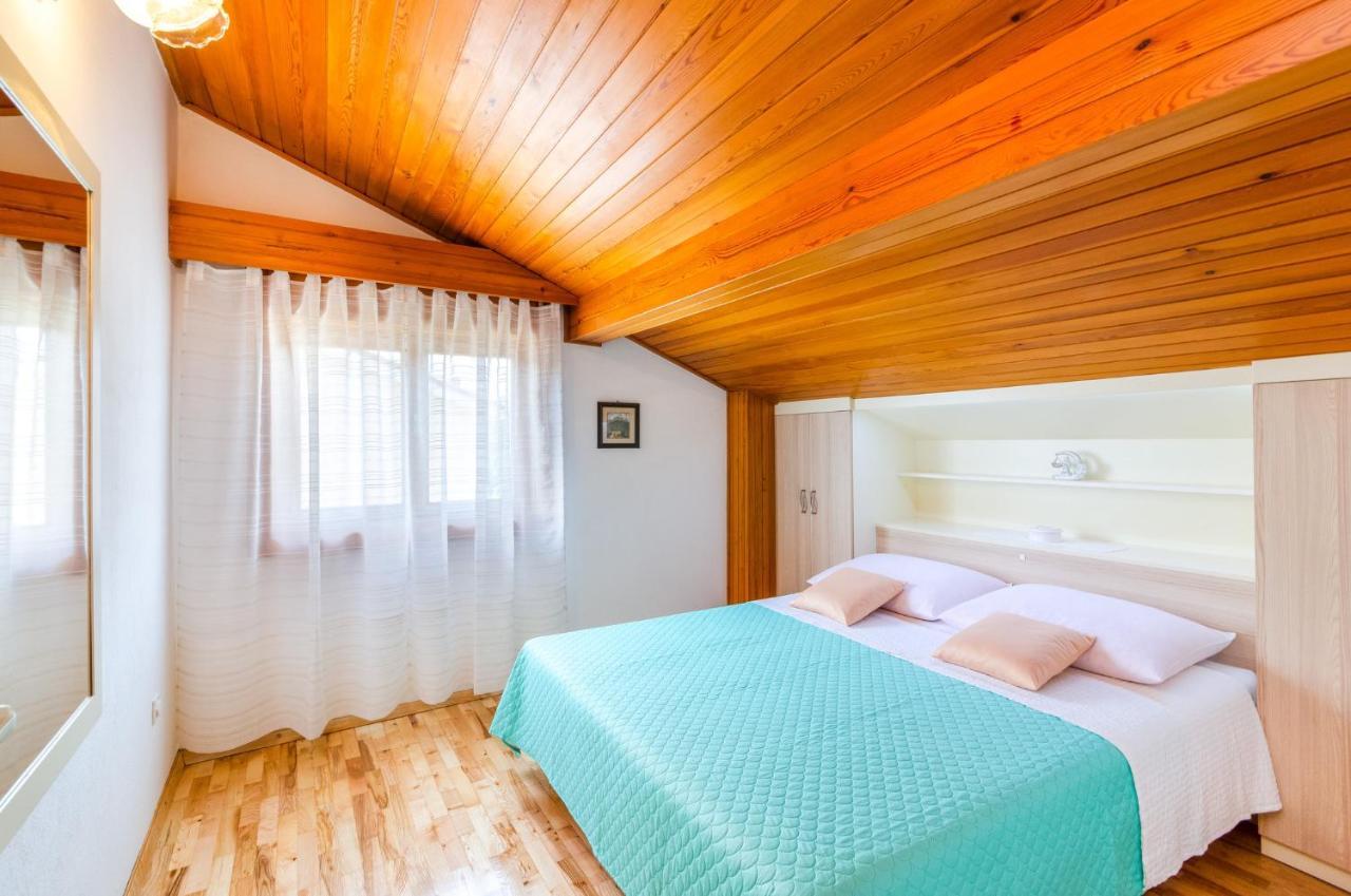 Horvat Lägenhet Crikvenica Exteriör bild